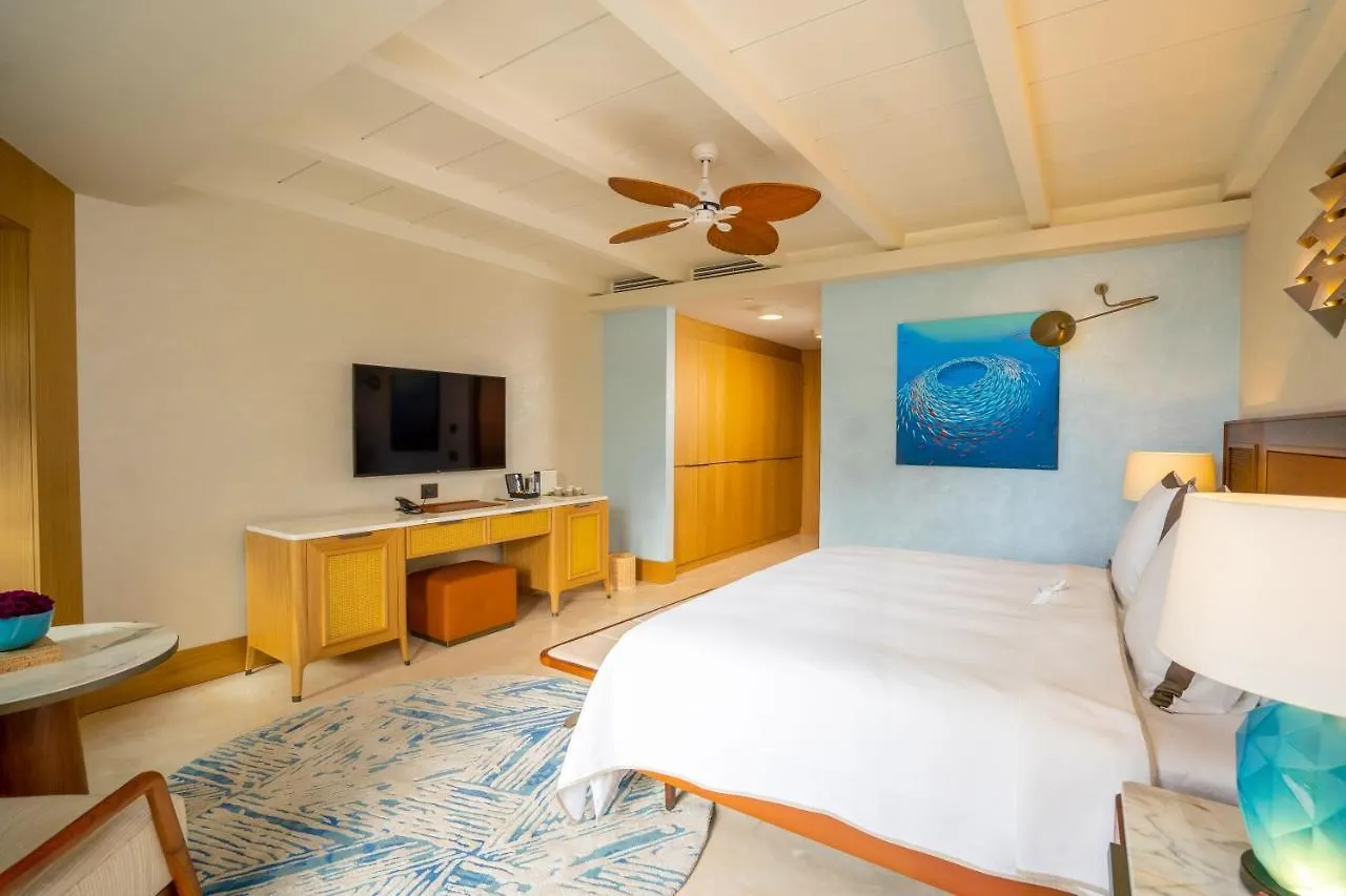Palaia Hotel 닷차